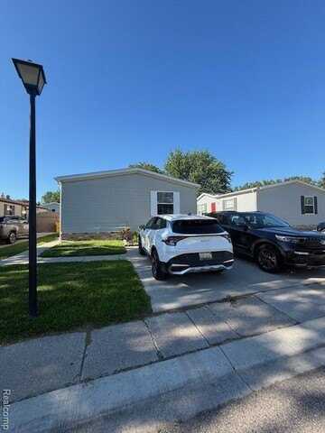 17115 Scarborough Drive, Macomb, MI 48044