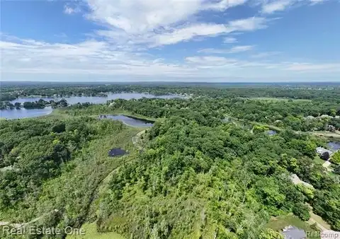 00 n.a., Commerce Township, MI 48390