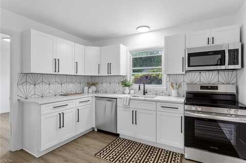 1304 Woodcrest Drive, Hampton, VA 23663