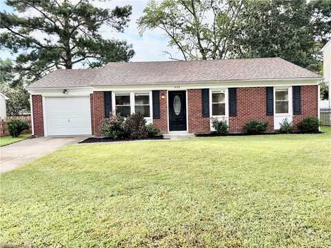 939 Red Oak Circle, Newport News, VA 23608