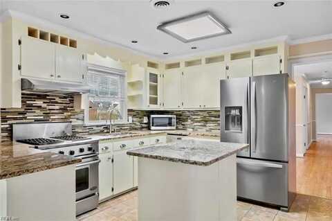 420 Rock Drive, Chesapeake, VA 23323