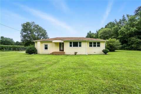 2304 Manning Road, Suffolk, VA 23434