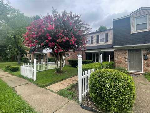 5812 W Hastings Arch, Virginia Beach, VA 23462