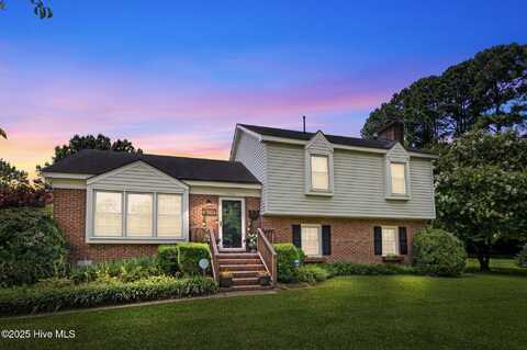 1600 Westhills Drive, Tarboro, NC 27886