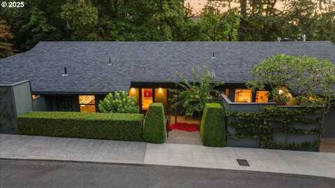 2417/2419 SW MONTGOMERY DR, Portland, OR 97201