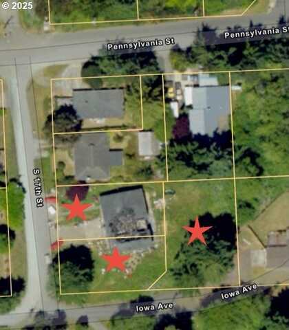 2250 S 17TH ST, Coos Bay, OR 97420