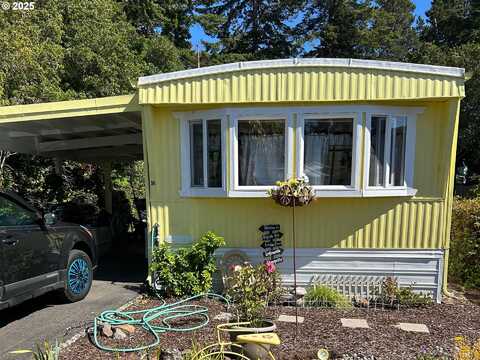 3760 HIGHWAY 101, Florence, OR 97439