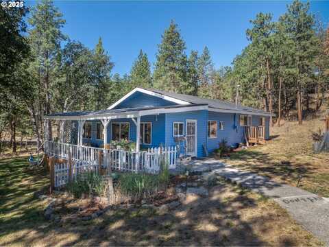 174 N CIRCLE DR, Tygh Valley, OR 97063