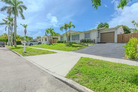 1717 16th Court N, Lake Worth, FL 33460