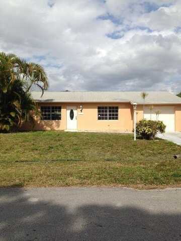 925 SE Albatross Avenue, Port Saint Lucie, FL 34983