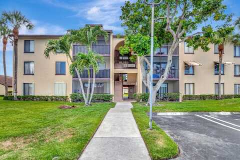 629 Sea Pine Way, Greenacres, FL 33415