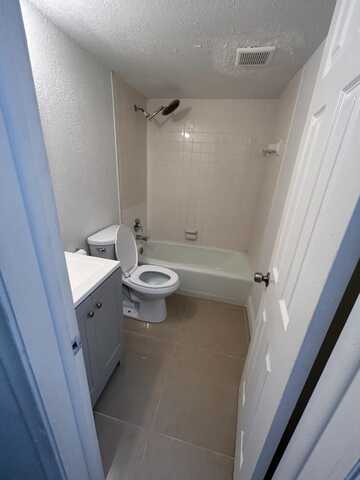8704 NW 35 Street, Coral Springs, FL 33065