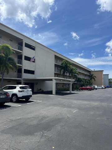 2600 NE 1st Lane, Boynton Beach, FL 33435