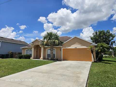 2182 SW Idaho Lane, Port Saint Lucie, FL 34953