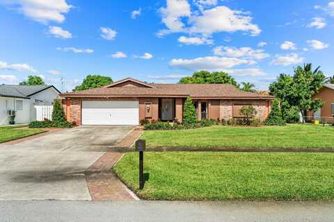 1384 Scottsdale Road E, West Palm Beach, FL 33417
