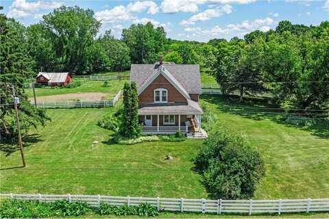 124 Red Oak Road, Braham, MN 55006