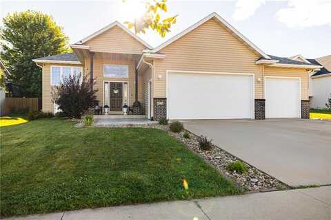 6131 Hillsboro Drive NW, Rochester, MN 55901