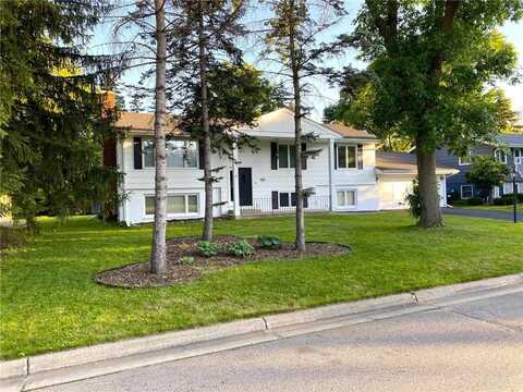6501 Aspen Road, Edina, MN 55436