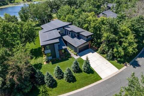 746 Peninsula Point Road, Shakopee, MN 55379