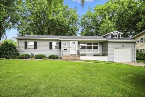 556 12th Street SE, Owatonna, MN 55060