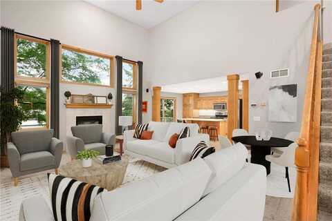 1557 Summit Shores Vista, Burnsville, MN 55306