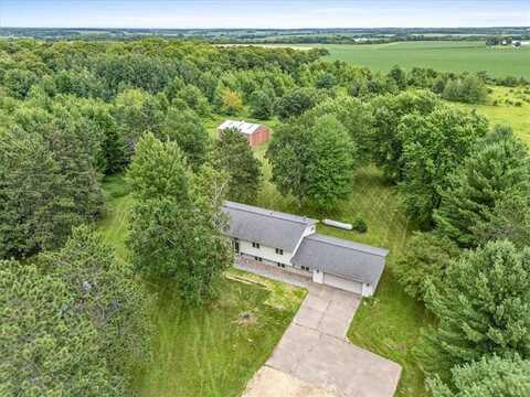 1735 Highway 63, Emerald, WI 54017