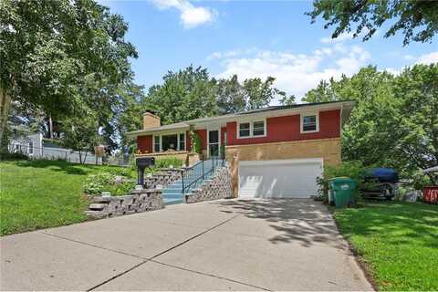 7008 Hill Place N, Crystal, MN 55427