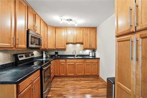 6450 York Avenue S, Edina, MN 55435