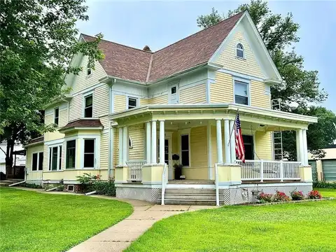 324 Monroe Avenue, Ortonville, MN 56278