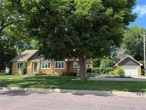 201 5th Avenue N, Lakefield, MN 56150