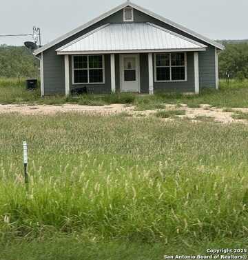 1651 Fm 186, Carrizo Springs, TX 78834