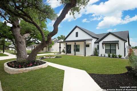 431 E Bandera Rd, Boerne, TX 78006