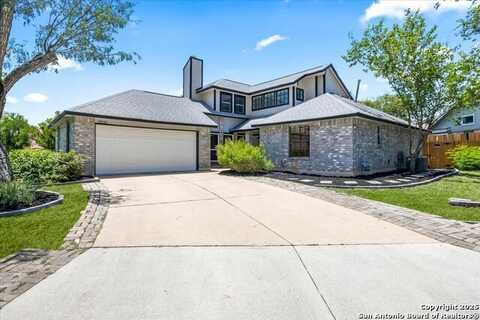10133 Sandyglen, San Antonio, TX 78240