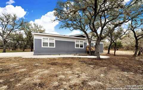 916 swallows, Seguin, TX 78155