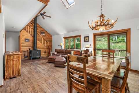 132 BURGUNDY CIRCLE, Silverthorne, CO 80498