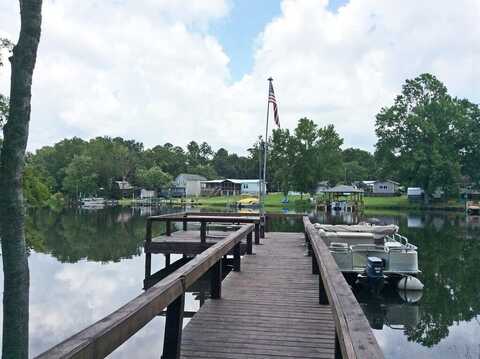 2032 James Loop Road, Manning, SC 29102