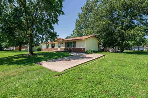 311 N Pratt St, Mount Hope, KS 67108