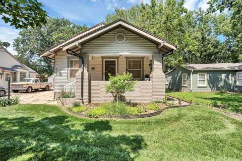 545 S Fountain St, Wichita, KS 67218