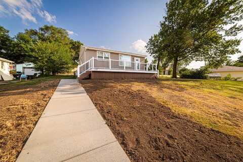 328 W 17th St, Concordia, KS 66901