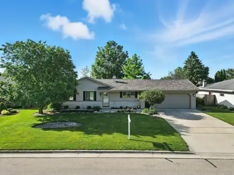 4018 Beacon Hill Drive, Janesville, WI 53546