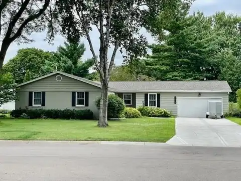 2315 Navajo Court, Janesville, WI 53545