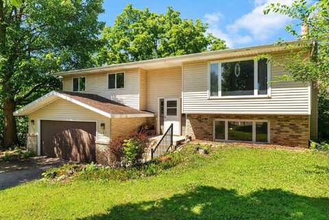 5592 Ralph Road, Oregon, WI 53575