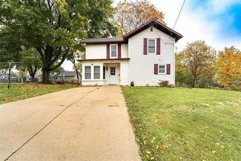 208 S 7th Street, Stoughton, WI 53589