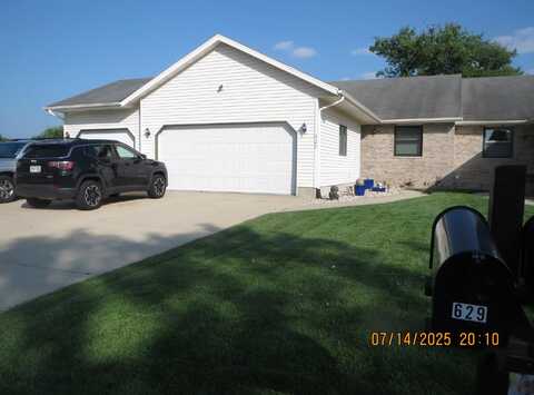 629 Constitution Lane, DeForest, WI 53532