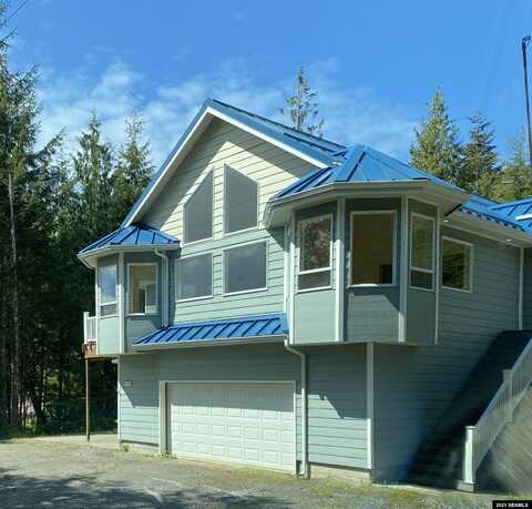 10709 Gena Road, Ketchikan, AK 99901