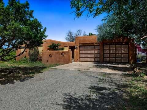 2945 Durango Drive, Santa Fe, NM 87507