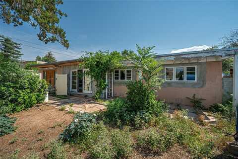 211 Spruce Street, Santa Fe, NM 87501