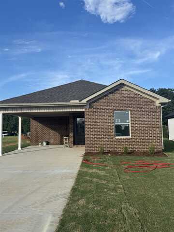 29 S Fulton St, Florence, AL 35630