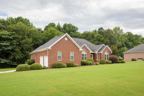 1230 Huntington Ln, Tuscumbia, AL 35674