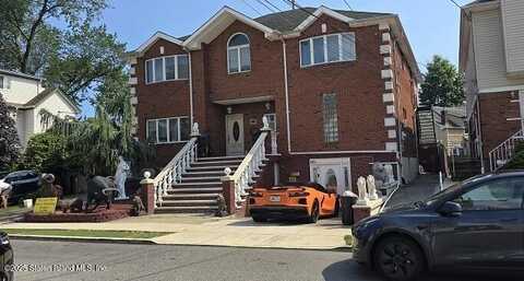 52 Markham Place, Staten Island, NY 10314